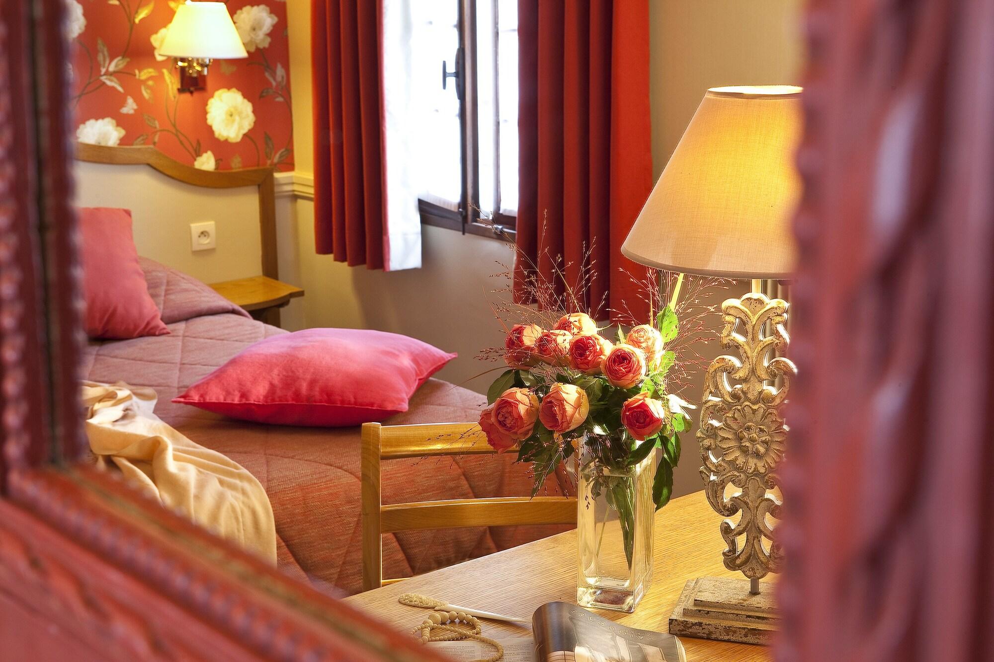 Hotel D'Albion Paris Exteriör bild